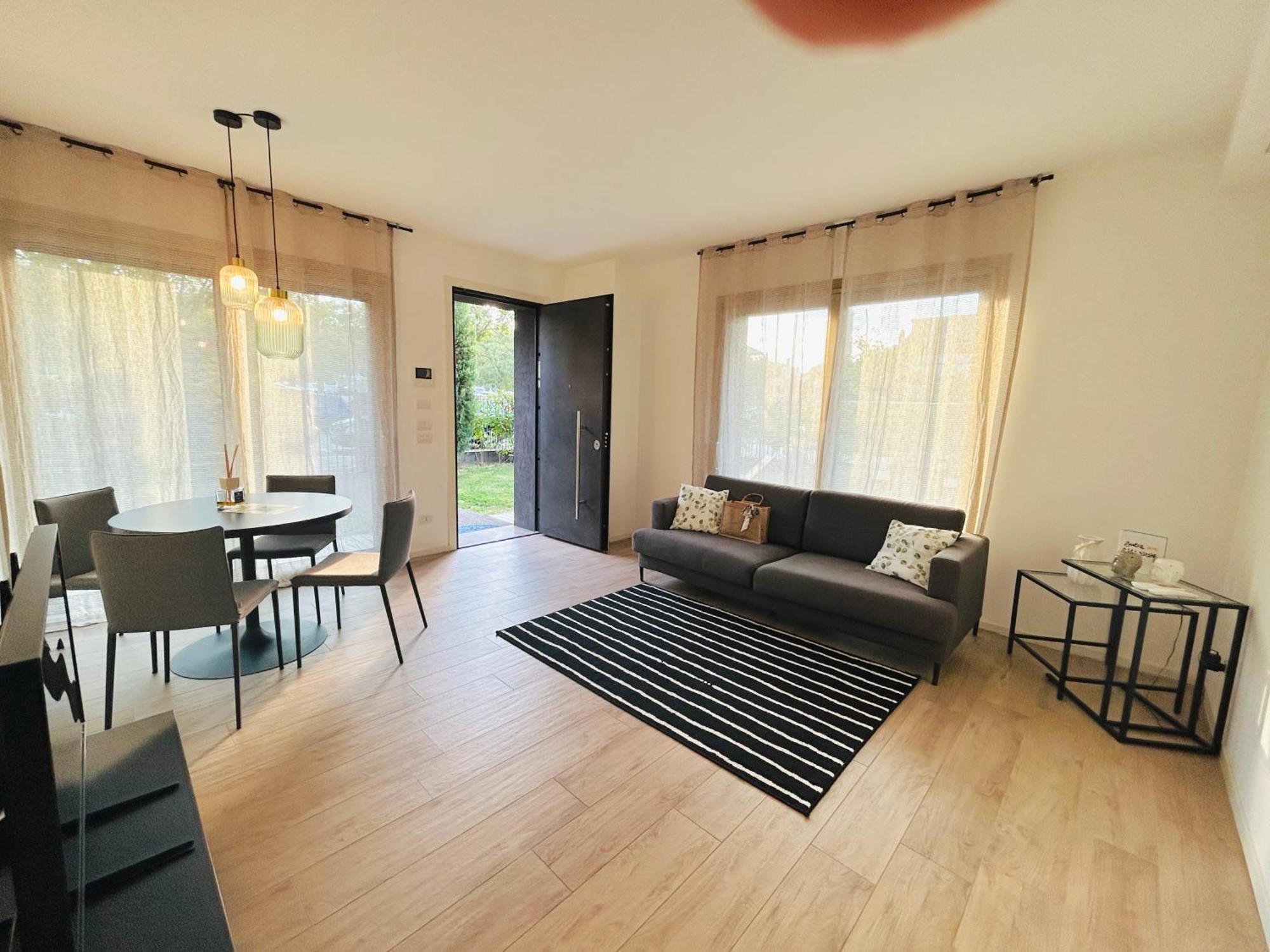 ריצ'יונה Cortemaggiore 4D Luxury-Flexrent Abissinia מראה חיצוני תמונה